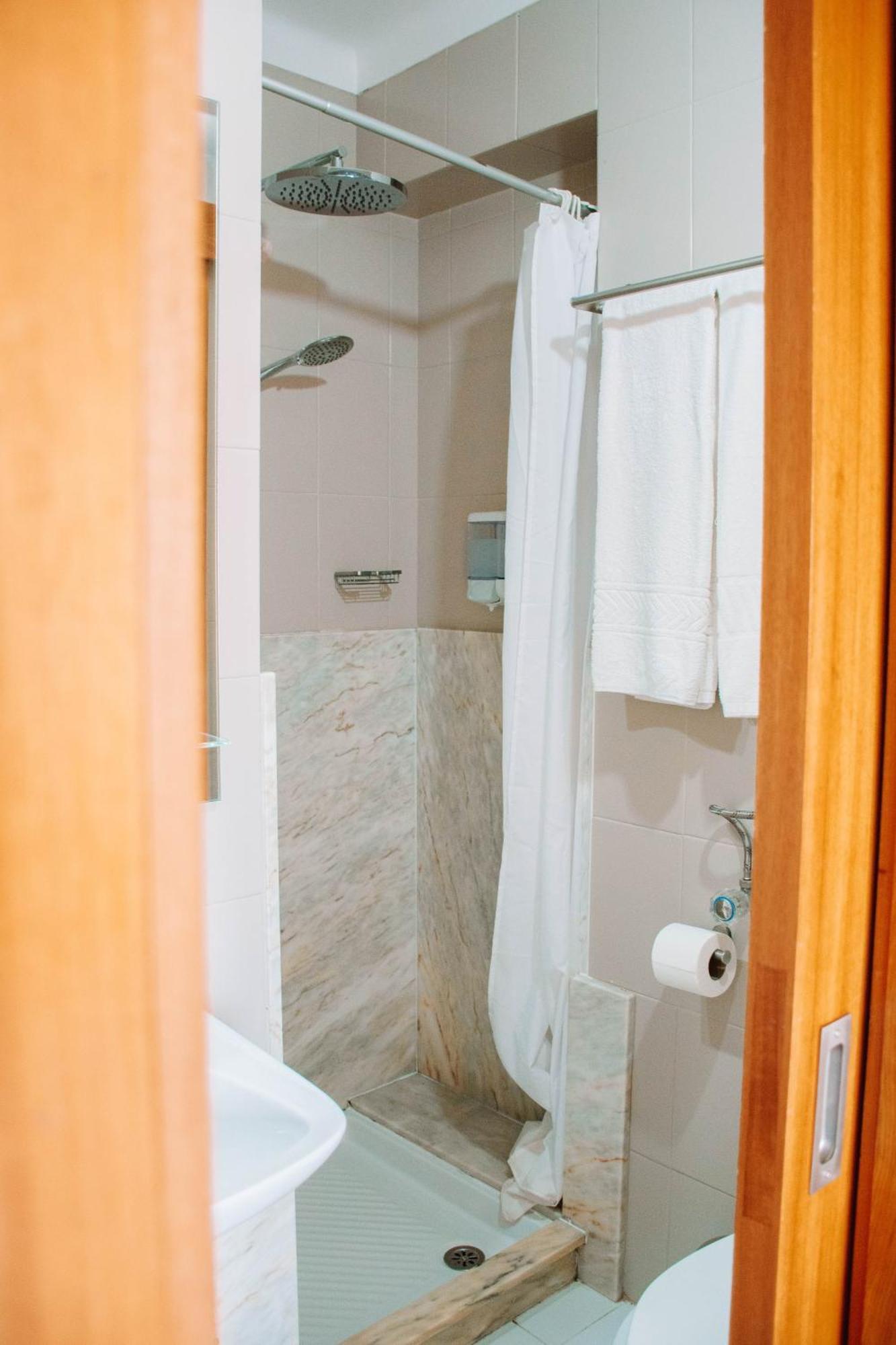 Arca Nova Guest House - Caminha Ruang foto